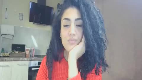Queen online show from 10-30-25, 08:31