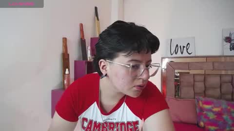 Snapshot of safyka chatting on 10-06-25, 02:20 SAFYKA online show from 10-06-25, 02:20