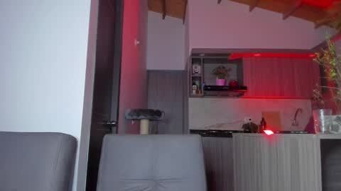 Snapshot of sag_1998 chatting on 12-16-24, 11:18 Sag online show from 12-16-24, 11:18