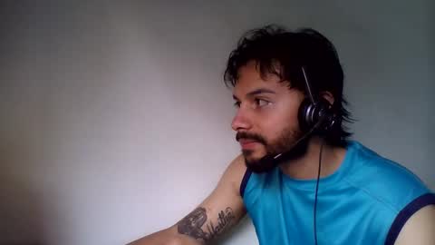 Snapshot of sagitario_777 chatting on 11-10-25, 09:03 sagitario_777 online show from 11-10-25, 09:03