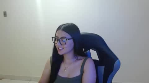 Snapshot of sahaliefox_ chatting on 02-27-26, 06:19 Sahaliefox online show from 02-27-26, 06:19