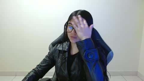 Sahaliefox  online show from 06-17-26, 11:45