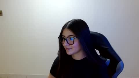 Sahaliefox  online show from 07-26-26, 07:54