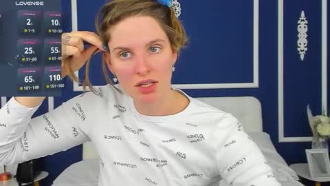 Adel online show from 10-22-25, 12:38