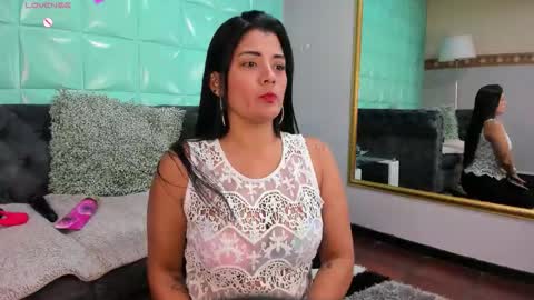 Snapshot of sailontyns chatting on 09-09-25, 02:49 Sailon online show from 09-09-25, 02:49