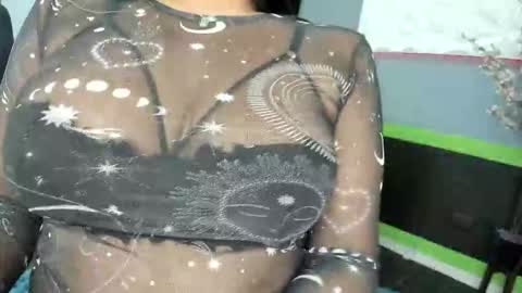 Snapshot of sailontyns chatting on 01-14-26, 08:03 Sailon online show from 01-14-26, 08:03