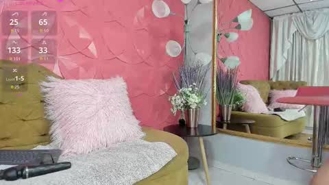 Snapshot of sailontyns chatting on 02-20-26, 01:22 Sailon online show from 02-20-26, 01:22