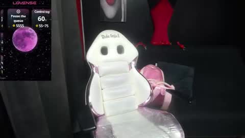 Snapshot of sailor_moon07 chatting on 02-09-25, 01:55 sailor online show from 02-09-25, 01:55