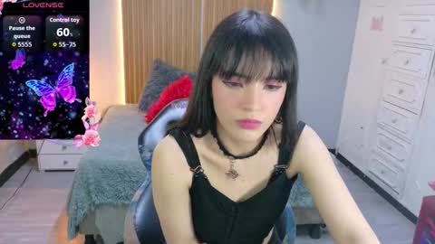 Snapshot of sailor_moon07 chatting on 01-09-26, 04:26 sailor online show from 01-09-26, 04:26