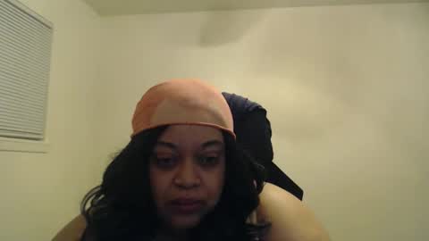 Queen Serenity online show from 05-13-26, 02:31