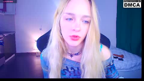 Sofia online show from 06-14-26, 02:24