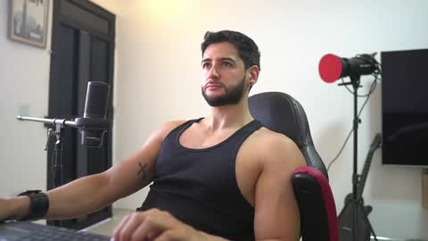 saimon  online show from 04-23-26, 03:47