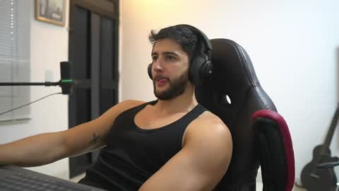 saimon  online show from 04-26-26, 08:28