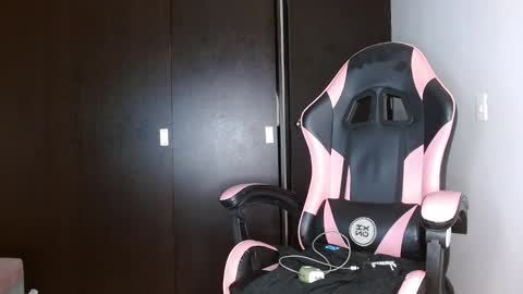 saint boy online show from 10-06-25, 12:41