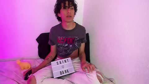 saint_dark online show from 10-22-25, 01:44