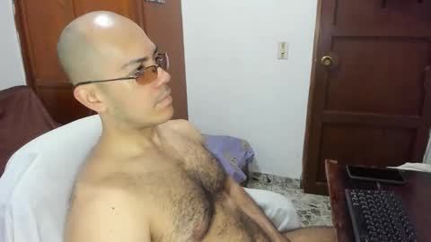 Snapshot of saintedy01 chatting on 10-27-25, 12:20 saintedy01 online show from 10-27-25, 12:20