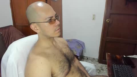 Snapshot of saintedy01 chatting on 11-09-25, 03:21 saintedy01 online show from 11-09-25, 03:21