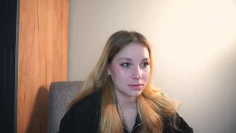 Ariel online show from 05-15-26, 08:27