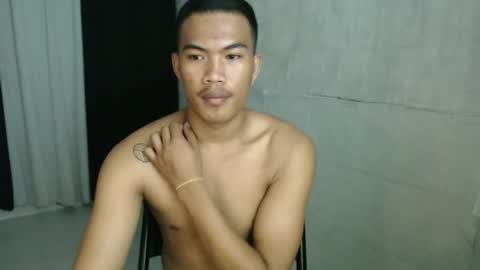 Taylor online show from 11-26-25, 03:07