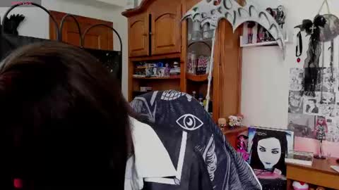 Snapshot of sakaexxx chatting on 06-15-26, 09:00 online show from 06-15-26, 09:00