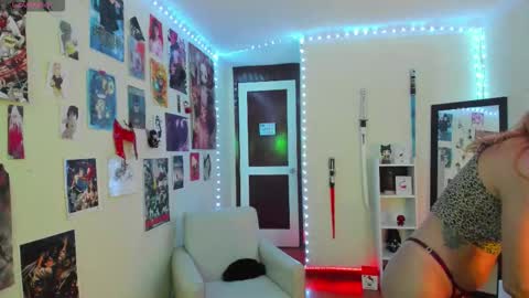 Snapshot of sakura_of chatting on 10-02-25, 01:51 sakura_of online show from 10-02-25, 01:51