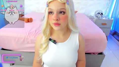 Snapshot of salem_rose01 chatting on 10-11-25, 03:06 salem_rose01 online show from 10-11-25, 03:06