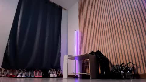 Snapshot of sali_g chatting on 03-03-25, 11:00 Sali G online show from 03-03-25, 11:00