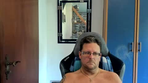 salichris online show from 07-12-26, 08:38