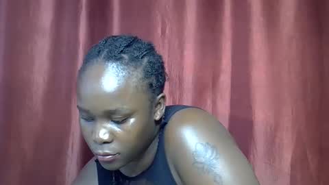 sally_bee1 online show from 04-28-26, 03:22