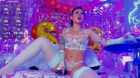 Snapshot of sallybrown_ chatting on 01-17-25, 05:11 miss Sally online every night from 1am to 8am  Colombia time online show from 01-17-25, 05:11