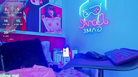 Snapshot of sallybrown_ chatting on 01-30-25, 07:39 miss Sally online every night from 1am to 8am  Colombia time online show from 01-30-25, 07:39