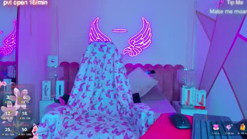 Snapshot of sallybrown_ chatting on 01-10-26, 01:46 miss Sally online every night from 1am to 8am Colombia time online show from 01-10-26, 01:46