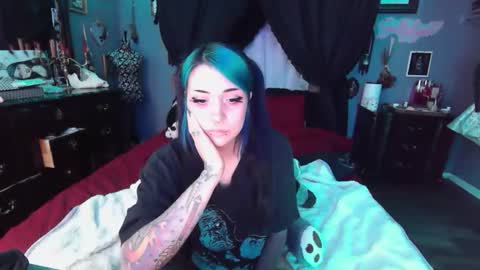 Snapshot of sallylynnxx chatting on 02-04-26, 06:19 sallylynnxx online show from 02-04-26, 06:19