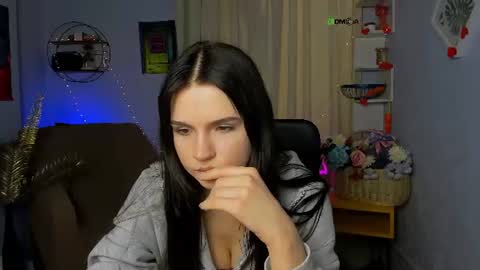 Salma online show from 06-15-26, 12:18