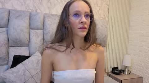 Snapshot of salome_cruxx chatting on 12-13-25, 08:47 salome_cruxx online show from 12-13-25, 08:47