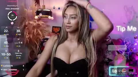 Snapshot of salome_drasin chatting on 12-17-25, 12:05 salome_drasin online show from 12-17-25, 12:05