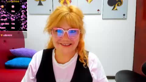 Snapshot of salomee_diazz chatting on 07-25-26, 08:39 Salomee diazz online show from 07-25-26, 08:39