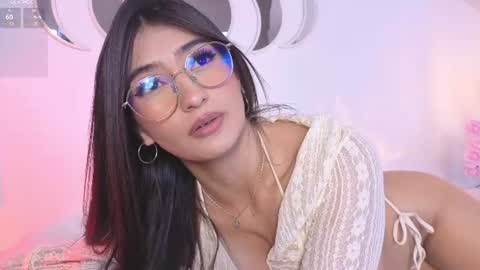 Salo online show from 06-19-26, 03:38