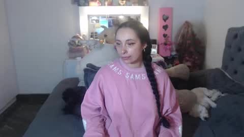 yenny online show from 09-23-25, 04:26