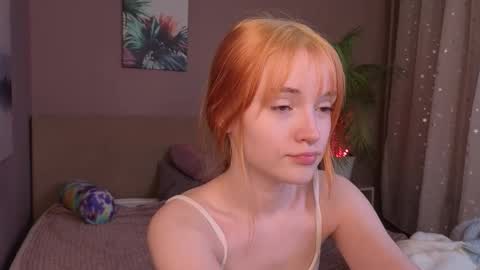 Snapshot of salt_mira chatting on 12-15-25, 10:30 salt_mira online show from 12-15-25, 10:30