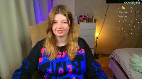Snapshot of salut_love chatting on 09-25-25, 04:32 Ruby online show from 09-25-25, 04:32