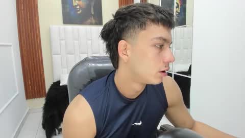 Snapshot of salvatore_27 chatting on 12-02-25, 12:32 Salvatore online show from 12-02-25, 12:32