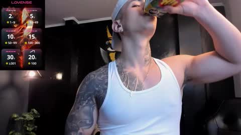 Snapshot of salvatore_damore chatting on 12-14-25, 01:38 SALVATORE online show from 12-14-25, 01:38