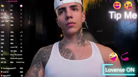 Snapshot of salvatore_damore chatting on 12-18-25, 06:03 SALVATORE online show from 12-18-25, 06:03