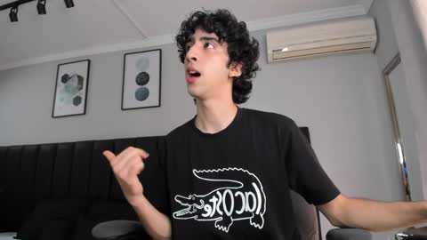 Snapshot of salvatore_monterey chatting on 03-07-25, 02:12 salvatore online show from 03-07-25, 02:12