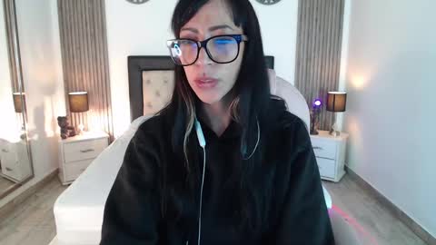 Snapshot of sam_mansson66 chatting on 02-10-25, 12:08 SAM MANSON online show from 02-10-25, 12:08