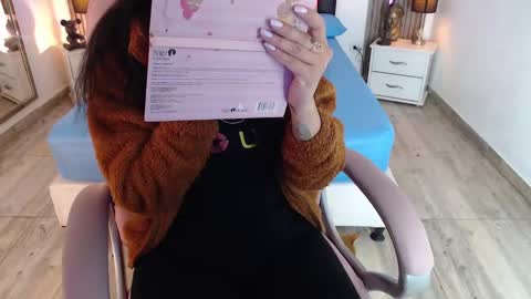 Snapshot of sam_mansson66 chatting on 02-19-25, 12:11 SAM MANSON online show from 02-19-25, 12:11