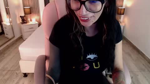 Snapshot of sam_mansson66 chatting on 03-12-25, 12:26 SAM MANSON online show from 03-12-25, 12:26