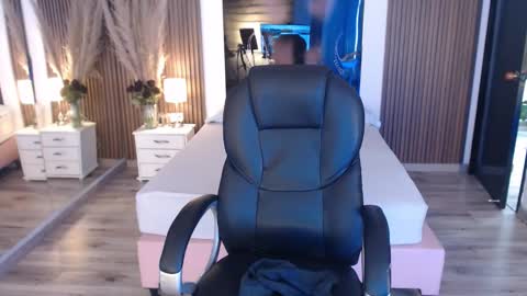 Snapshot of sam_mansson66 chatting on 11-10-25, 03:11 SAM MANSON online show from 11-10-25, 03:11