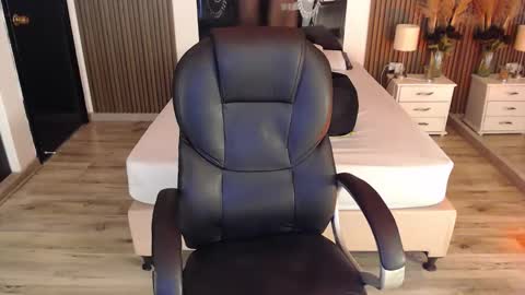 Snapshot of sam_mansson66 chatting on 02-17-26, 12:12 SAM MANSON online show from 02-17-26, 12:12